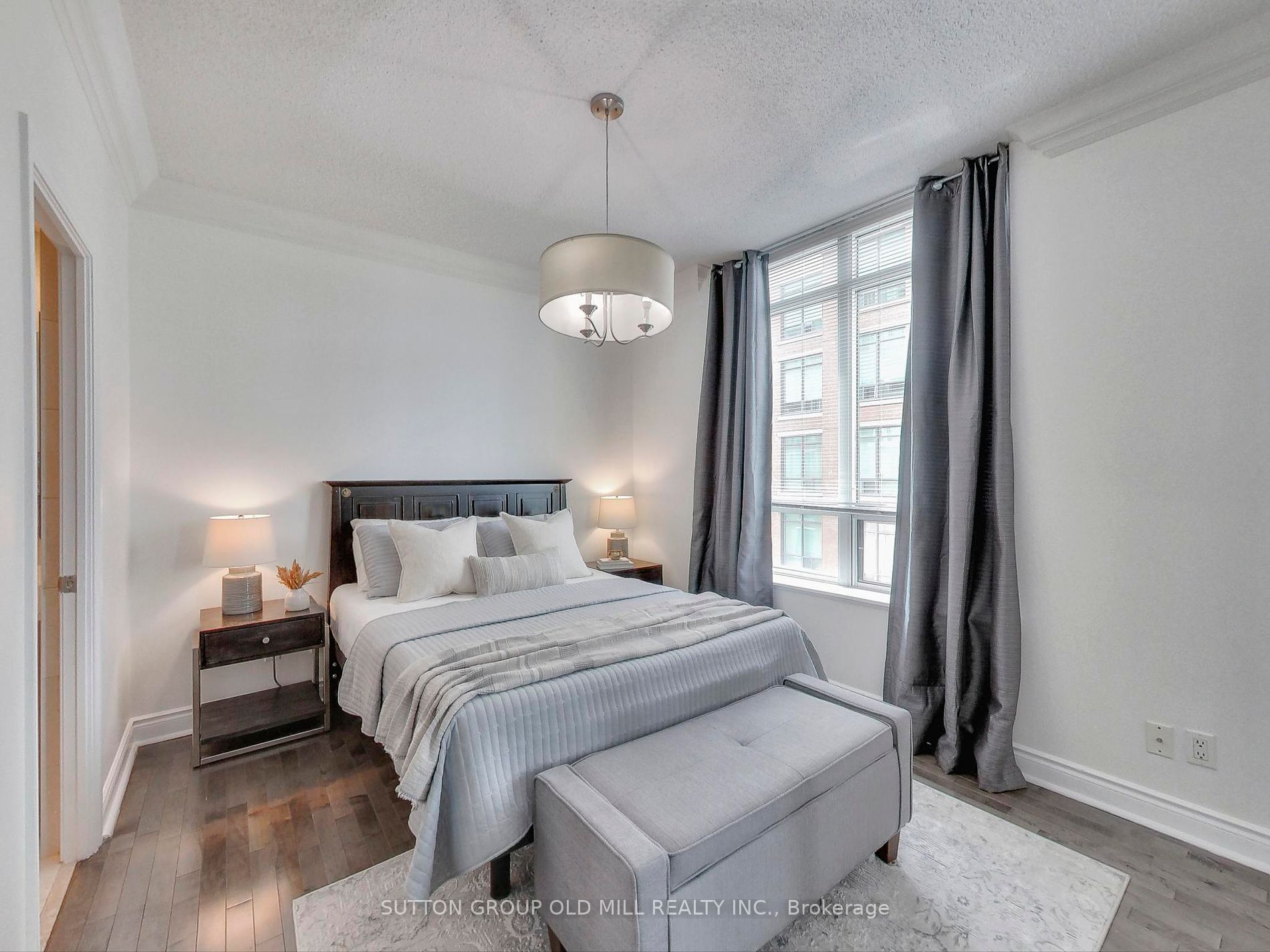 319 Merton Street, #1002