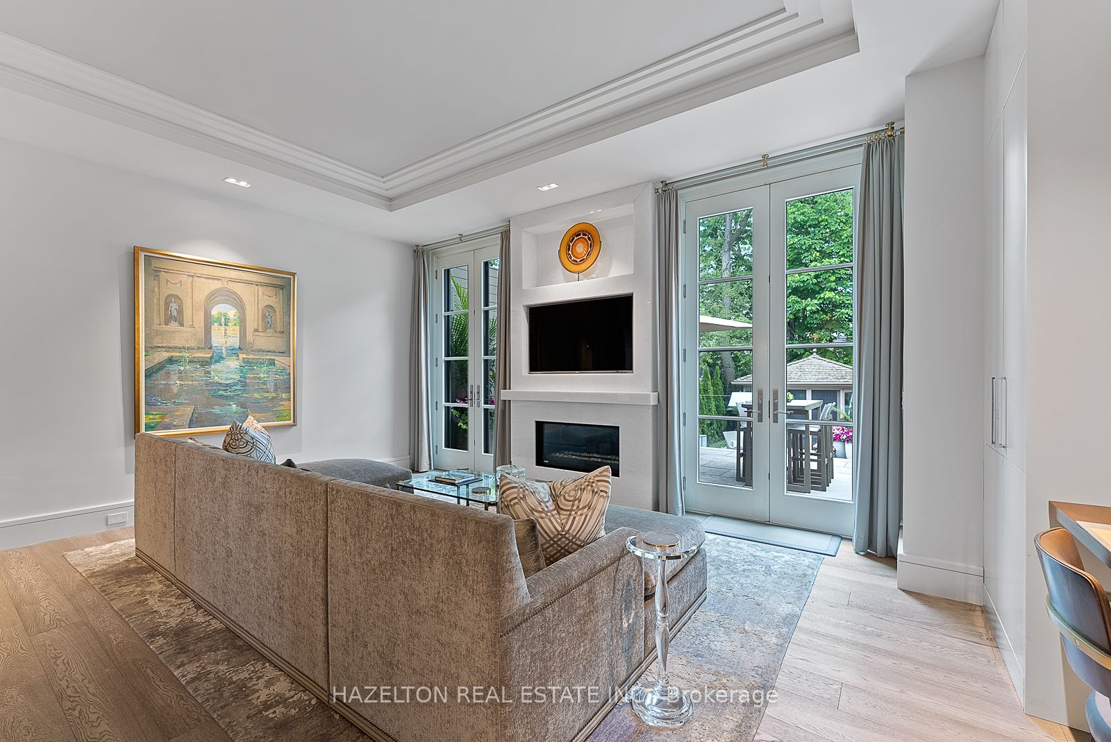 9 Parkwood Ave