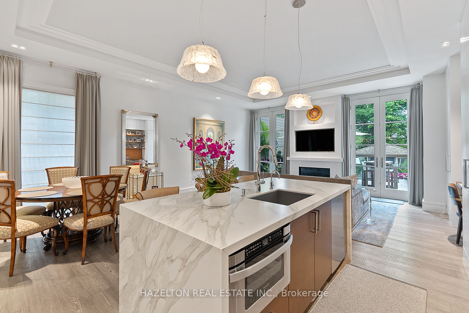 9 Parkwood Ave