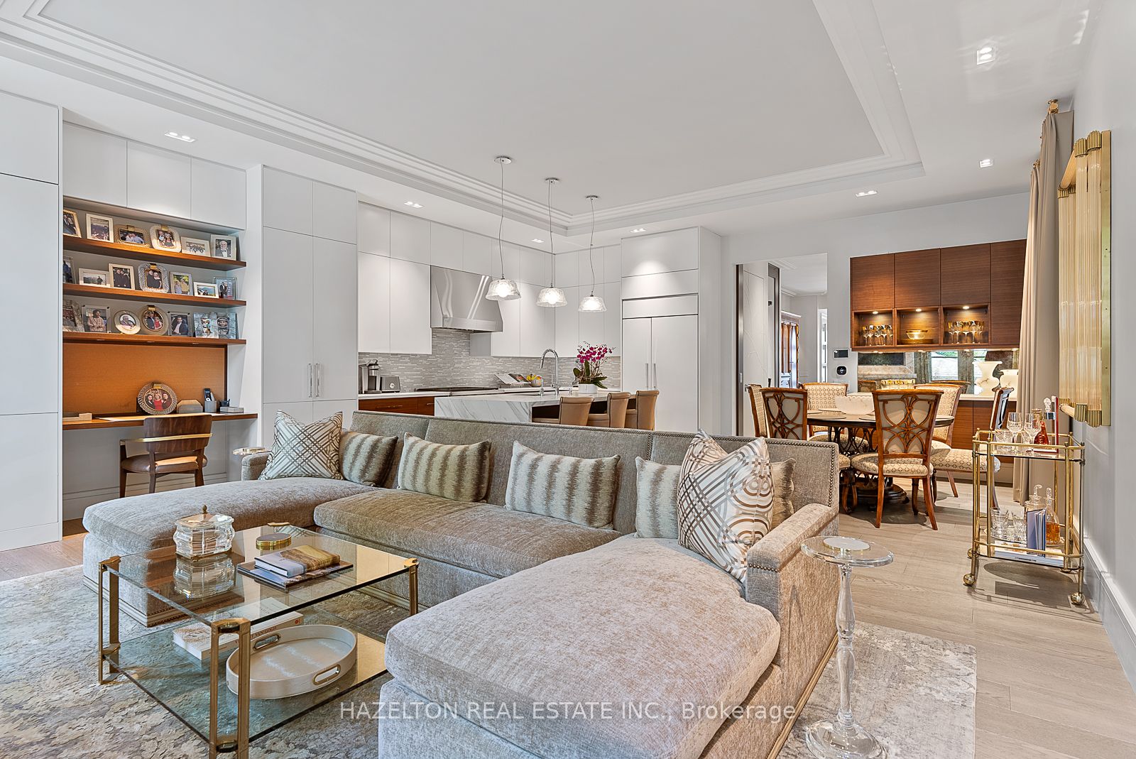 9 Parkwood Ave