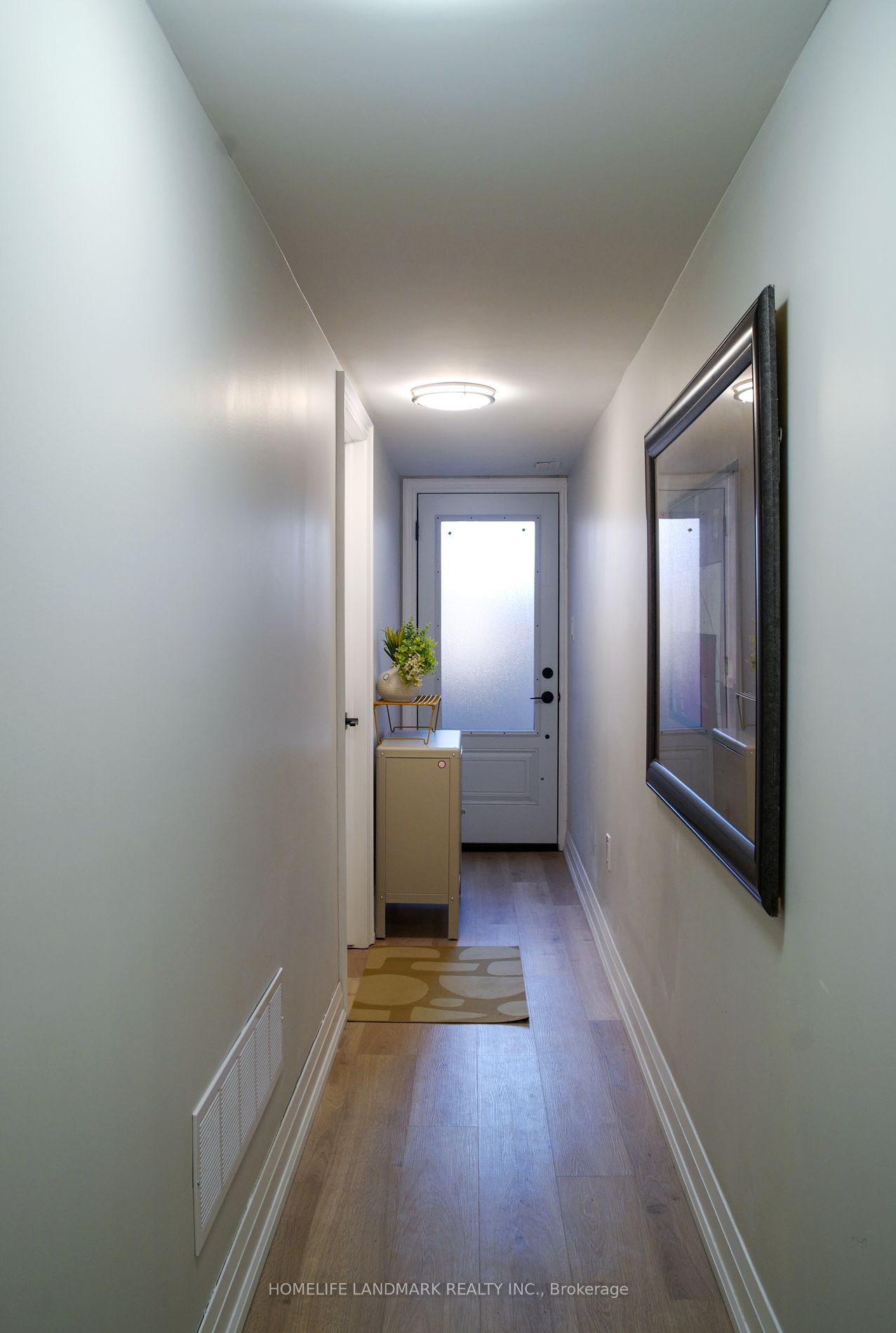 564 Dufferin Street