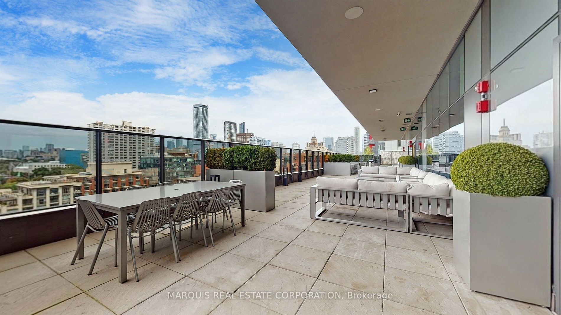 330 Richmond St W, #505