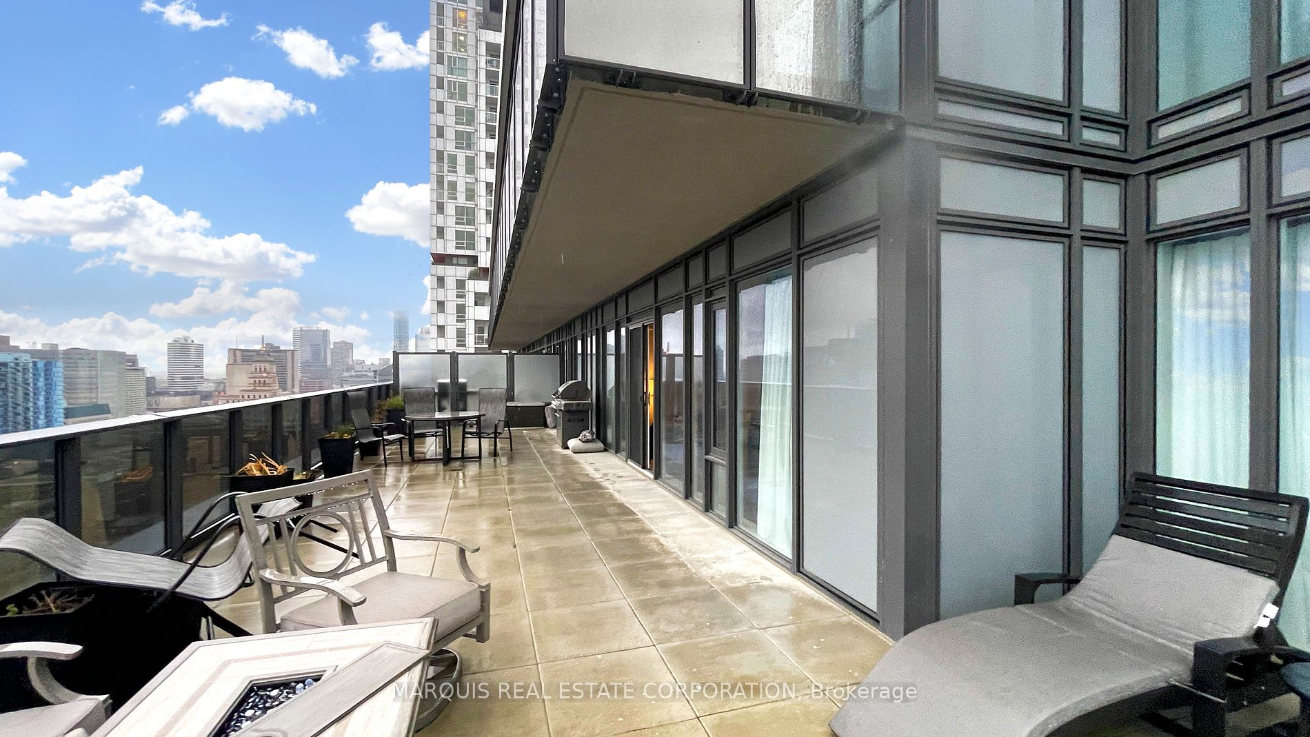 330 Richmond St W, #505
