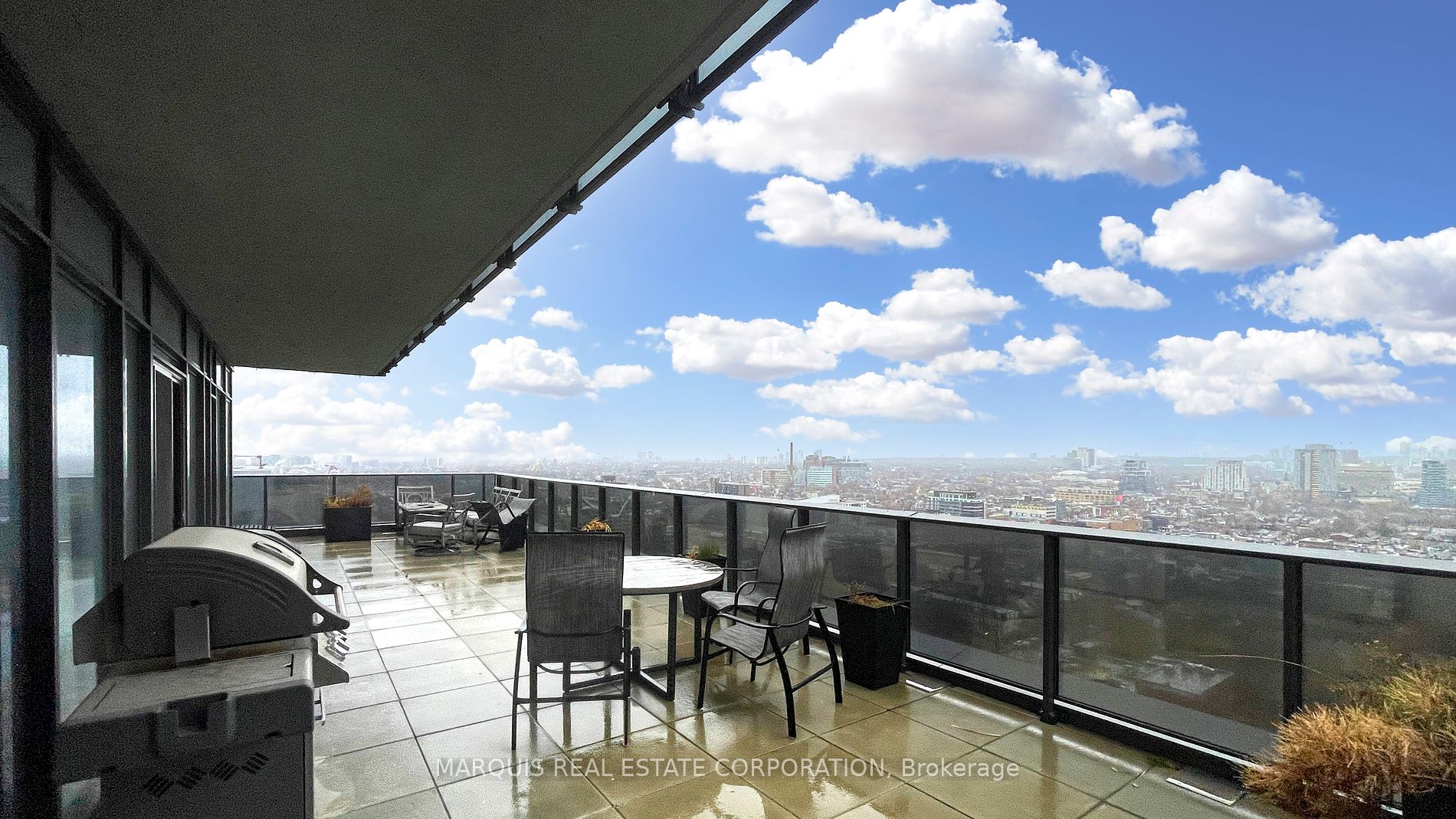 330 Richmond St W, #505