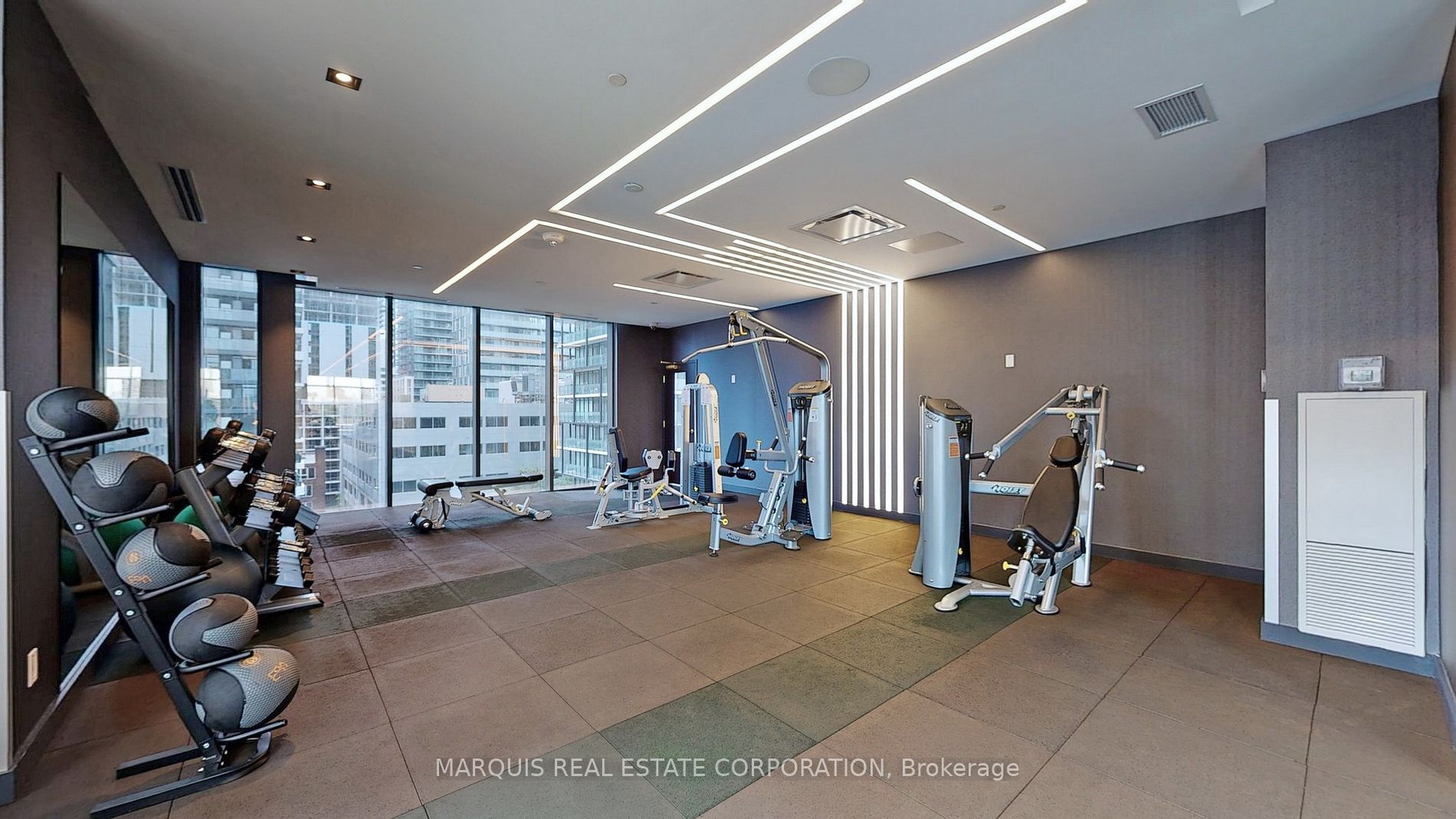 330 Richmond St W, #505