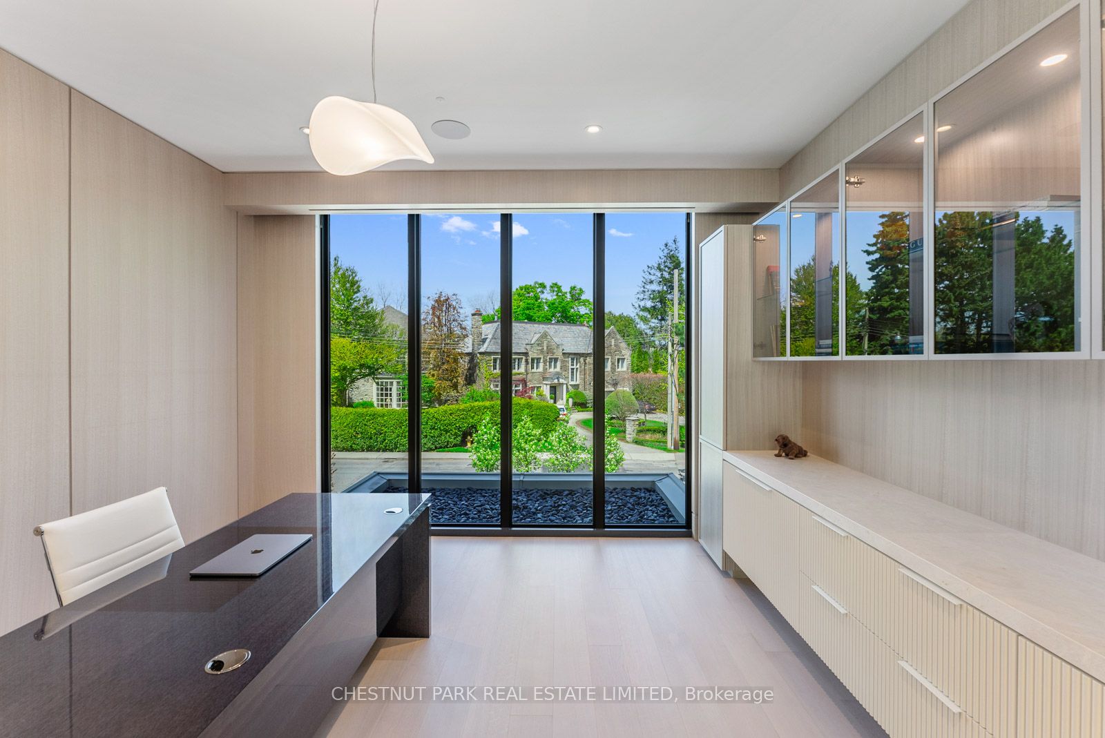 84 Old Forest Hill Road