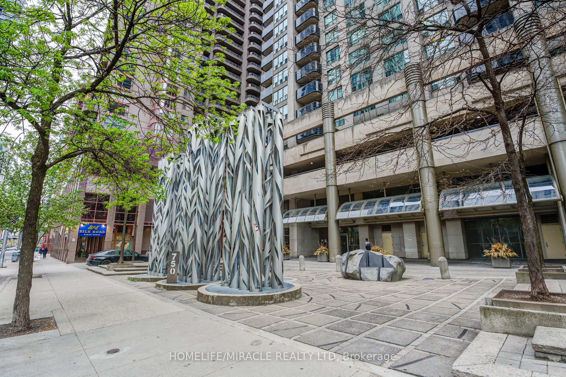 750 Bay St, #2705