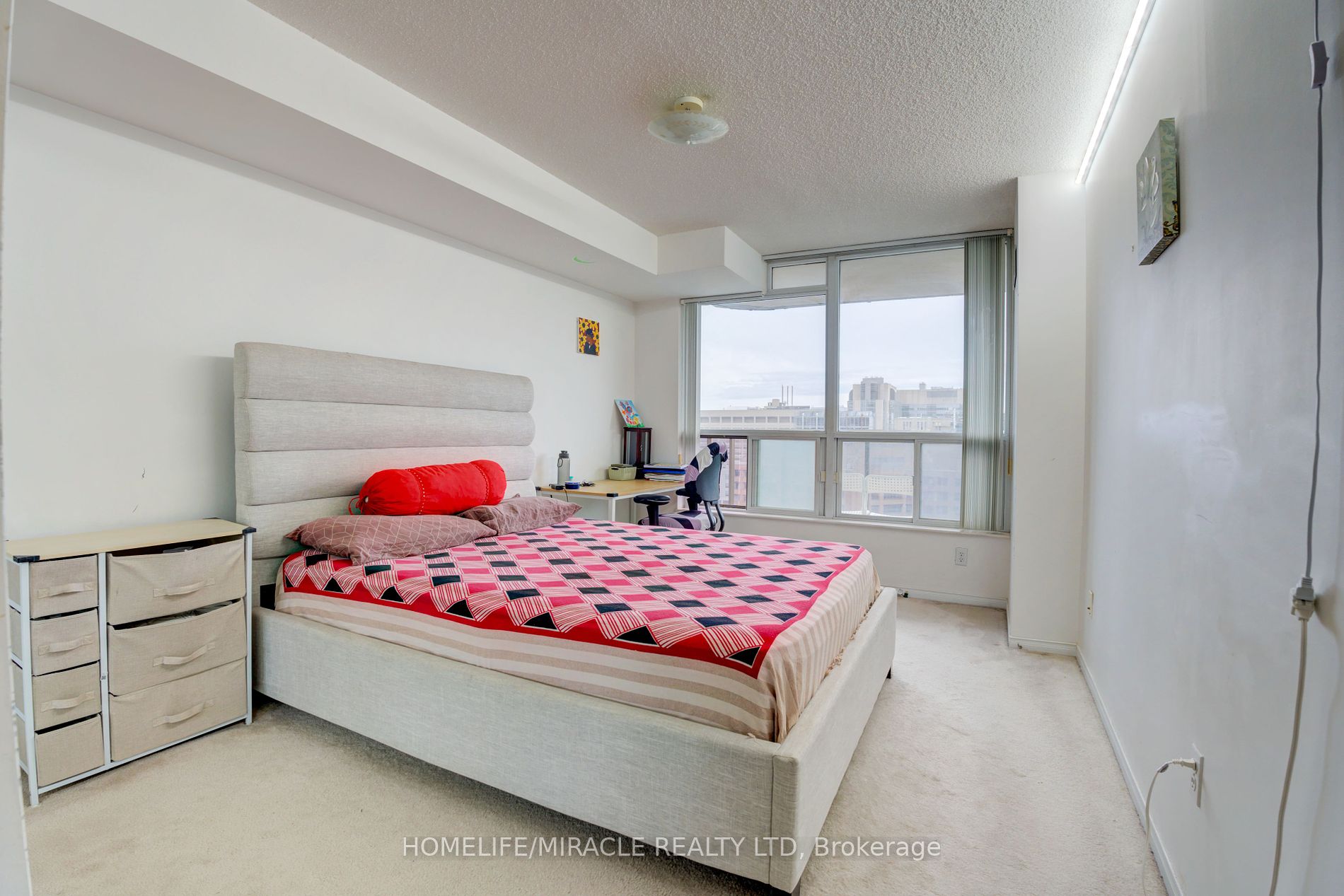 750 Bay St, #2705