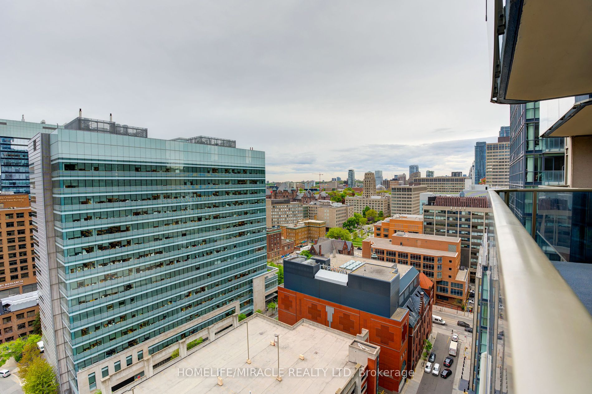 750 Bay St, #2705