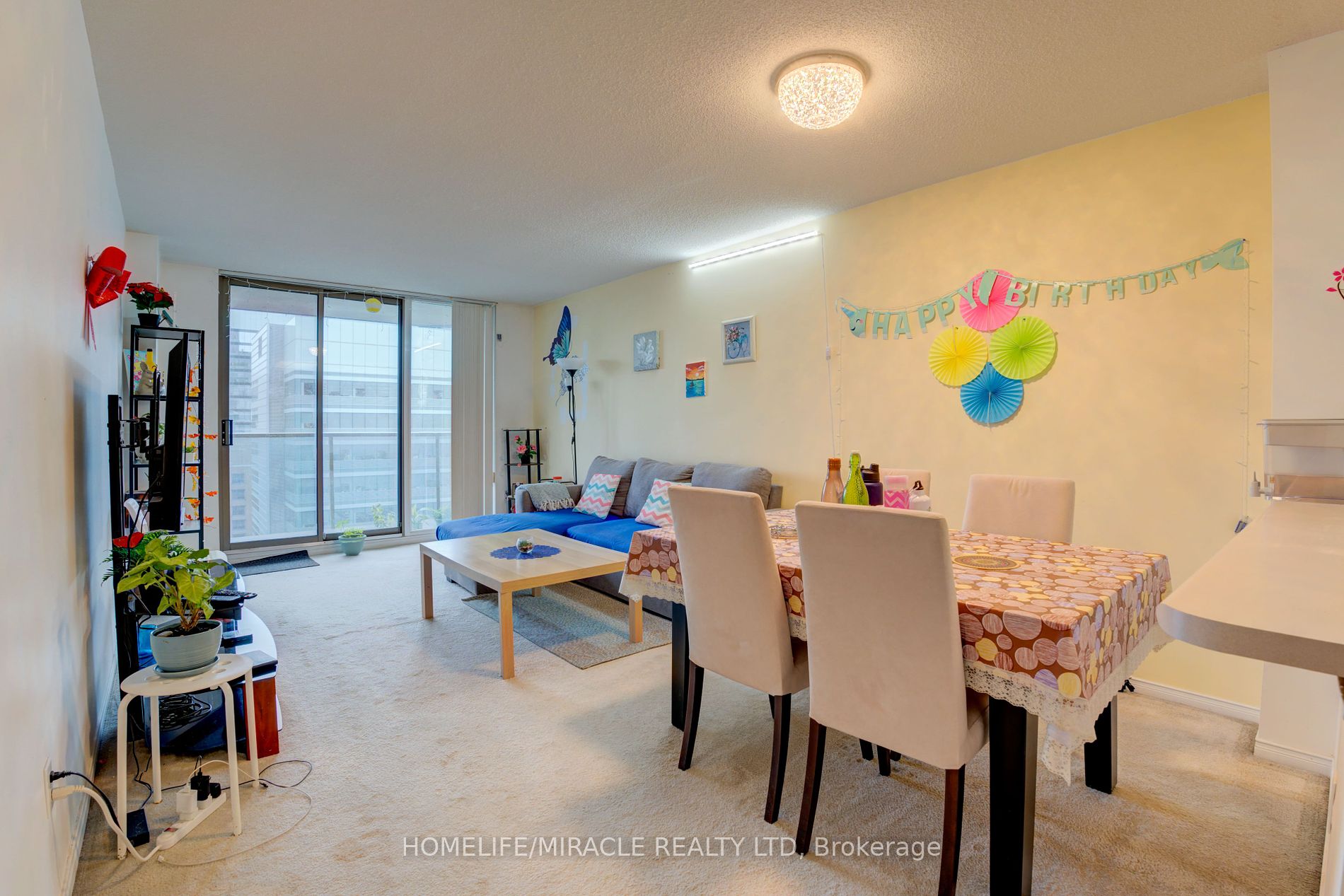 750 Bay St, #2705