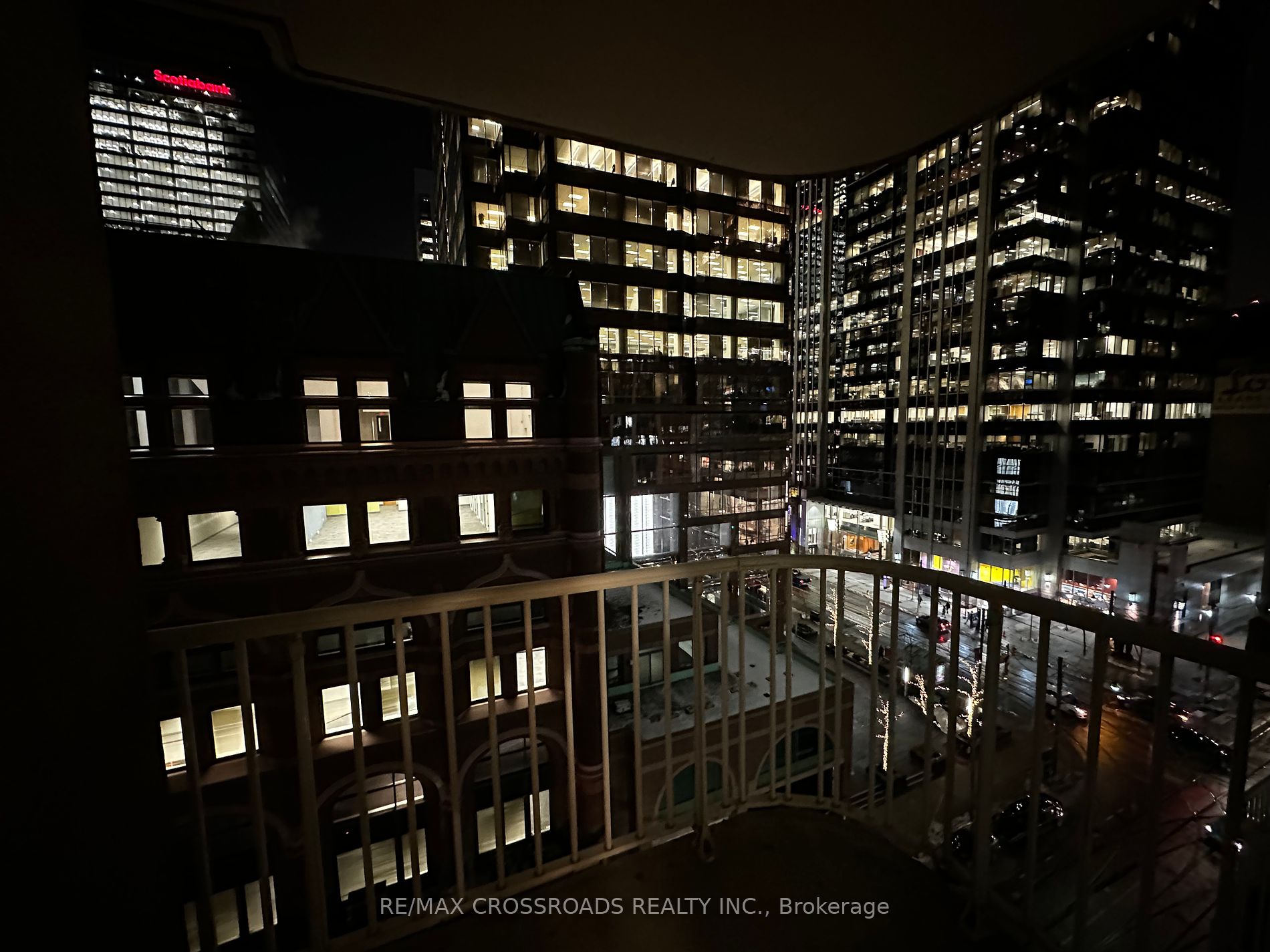 105 Victoria Street, #1003