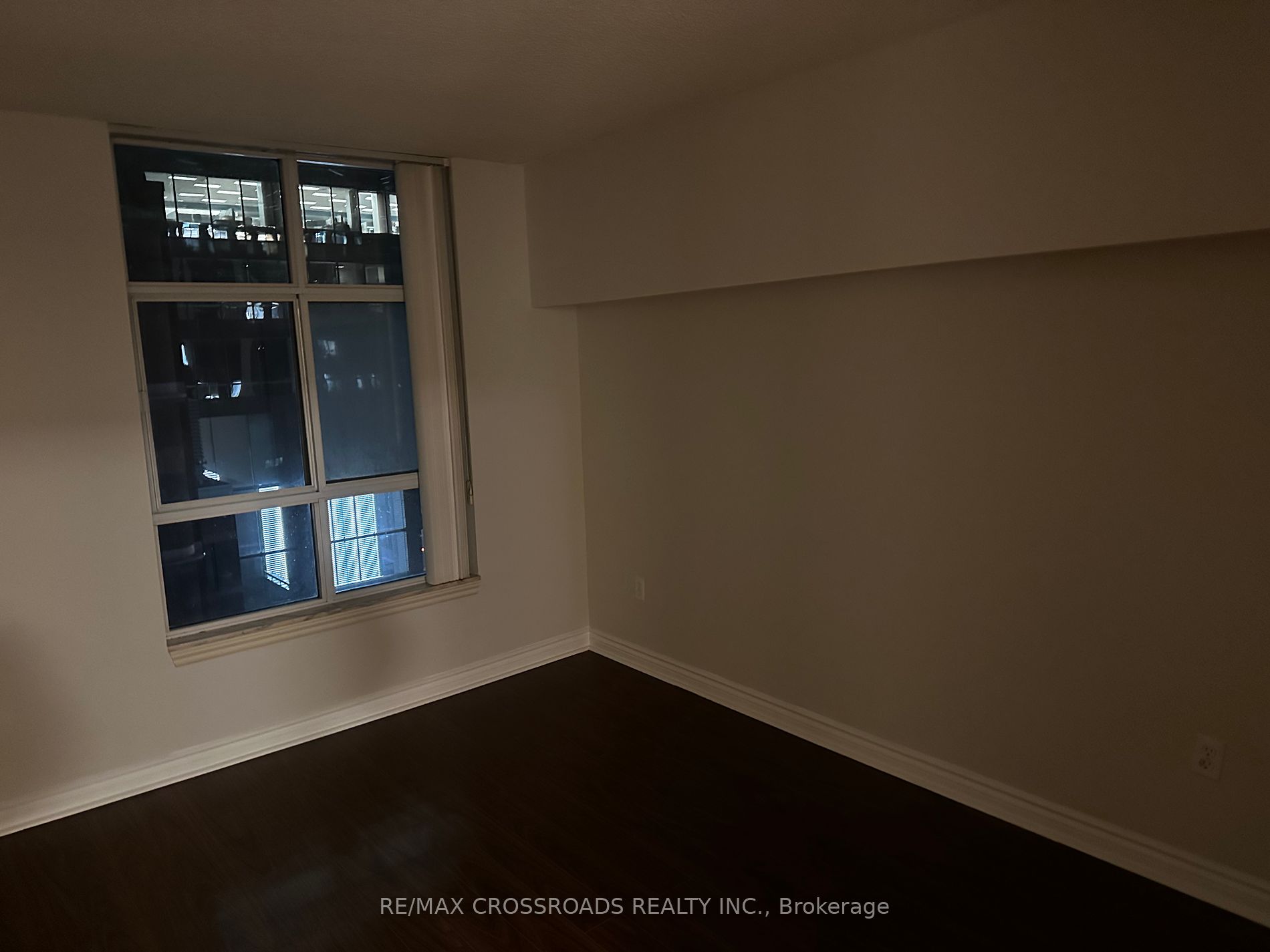 105 Victoria Street, #1003