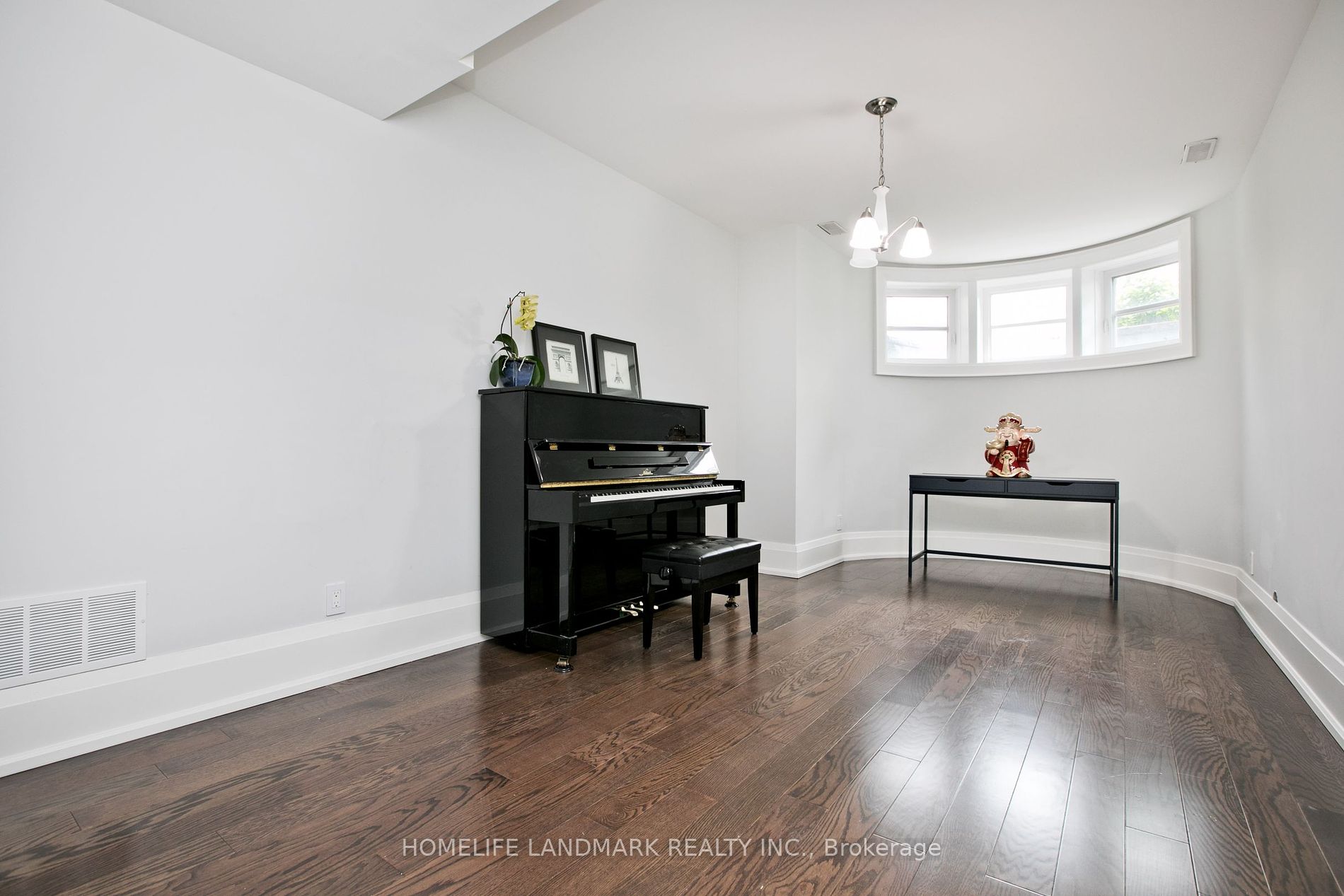 29 Alderdale Crt