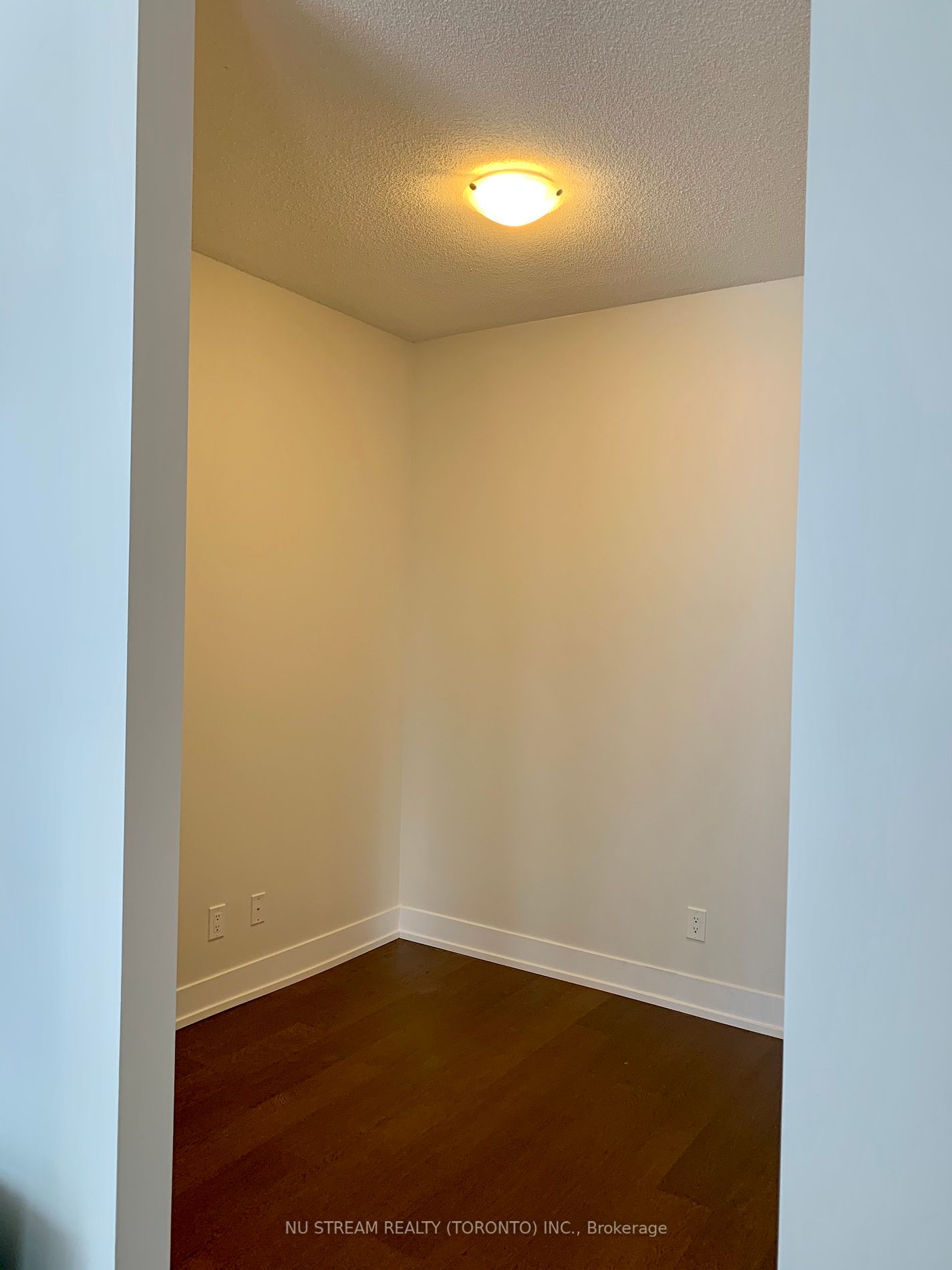 7 Kenaston Gardens, #507