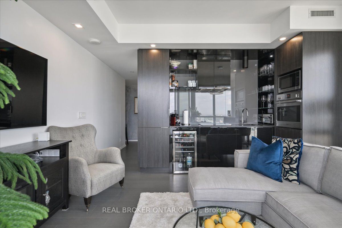 70 Temperance Street, #5215