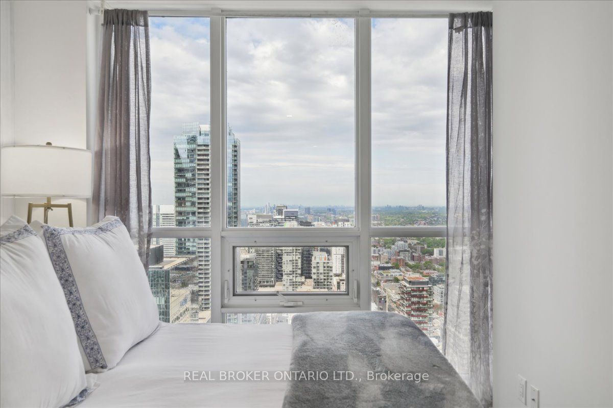 70 Temperance Street, #5215