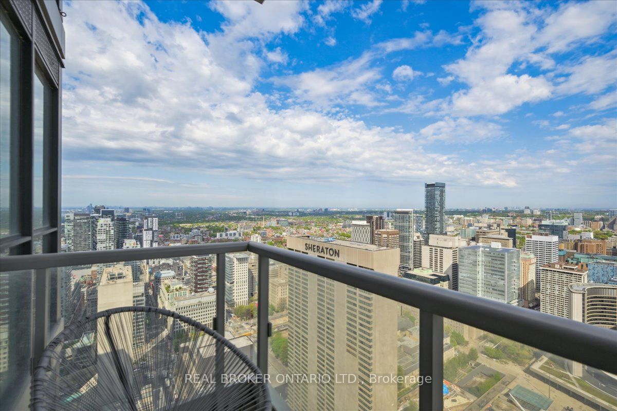 70 Temperance Street, #5215