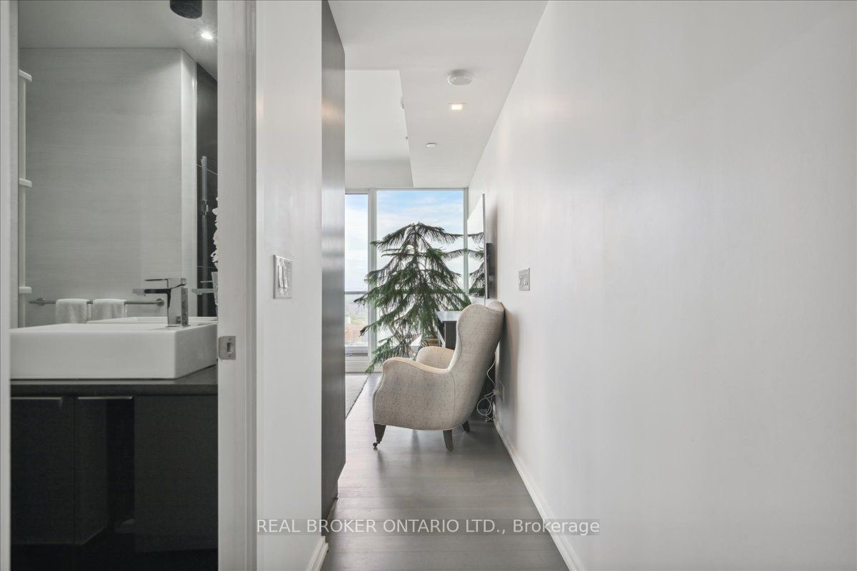 70 Temperance Street, #5215