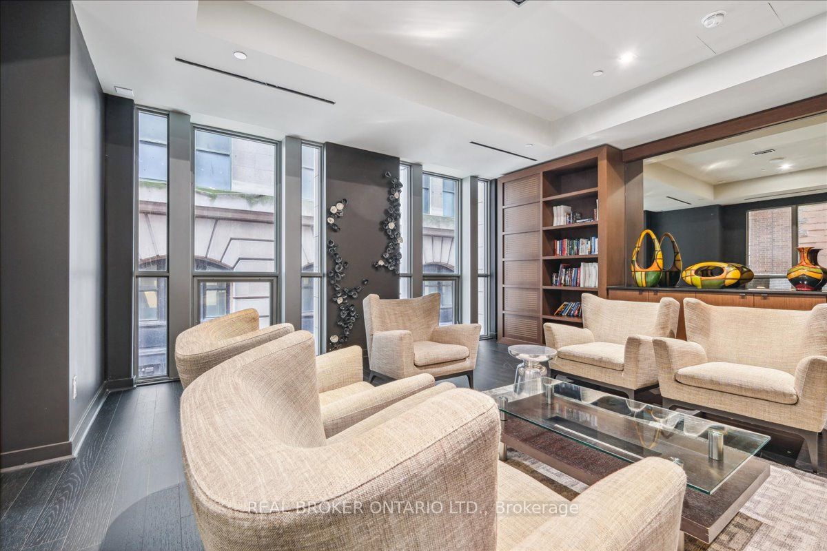 70 Temperance Street, #5215