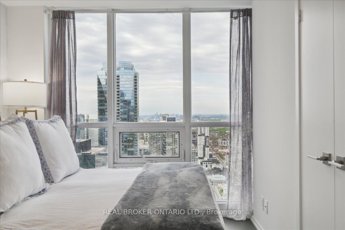 70 Temperance Street, #5215
