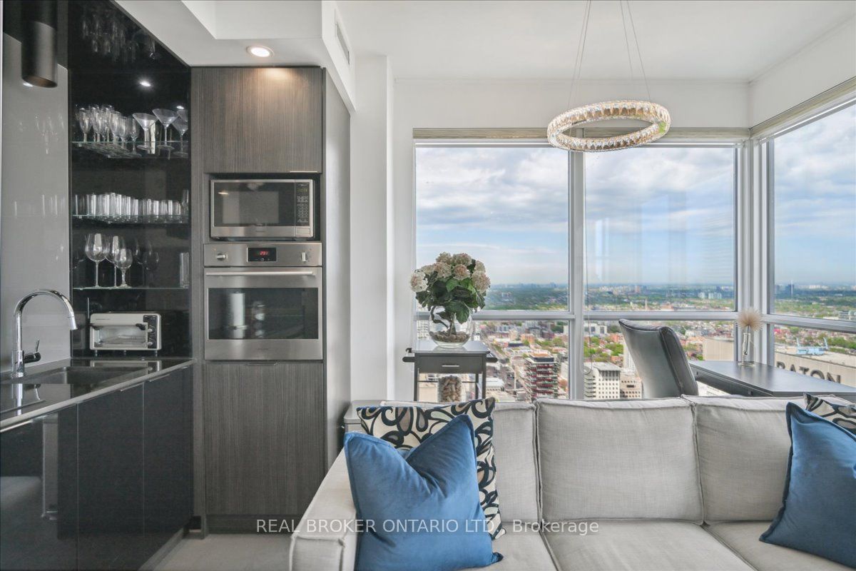 70 Temperance Street, #5215