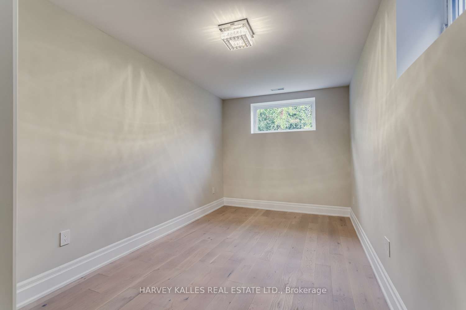 150 Viewmount Avenue