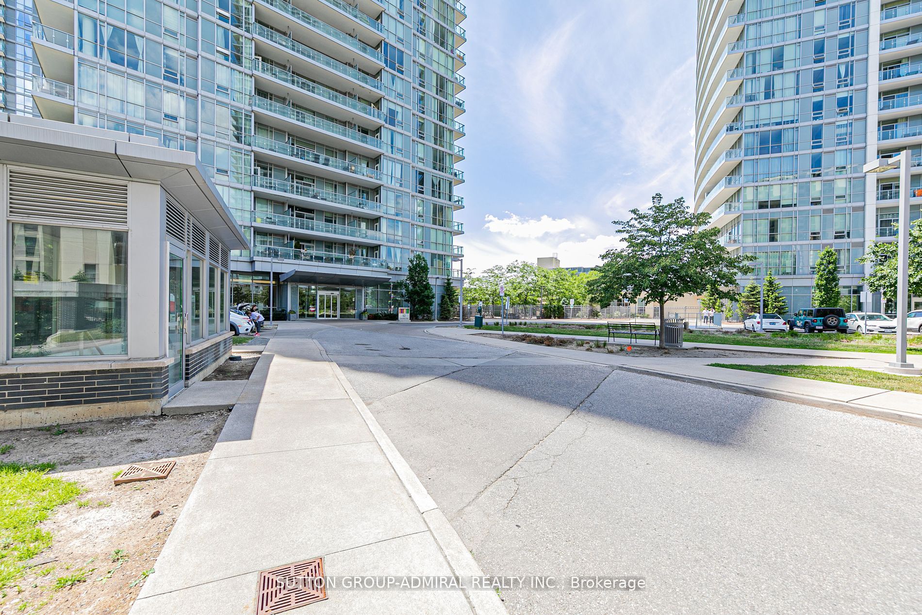 62 Forest Manor Rd, #1610