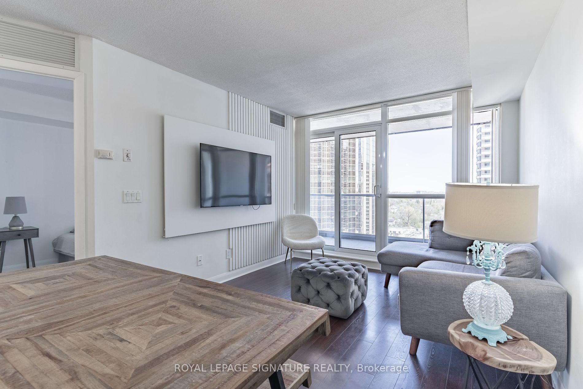 4968 Yonge St, #1708