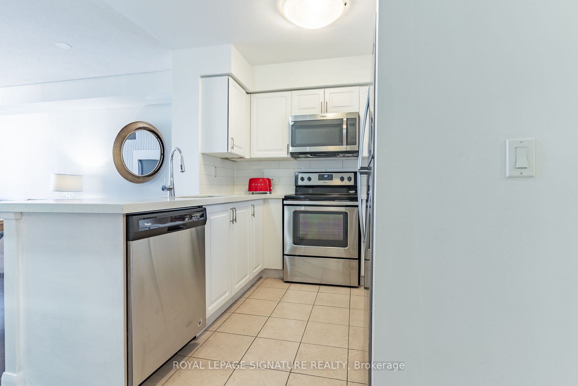 4968 Yonge St, #1708