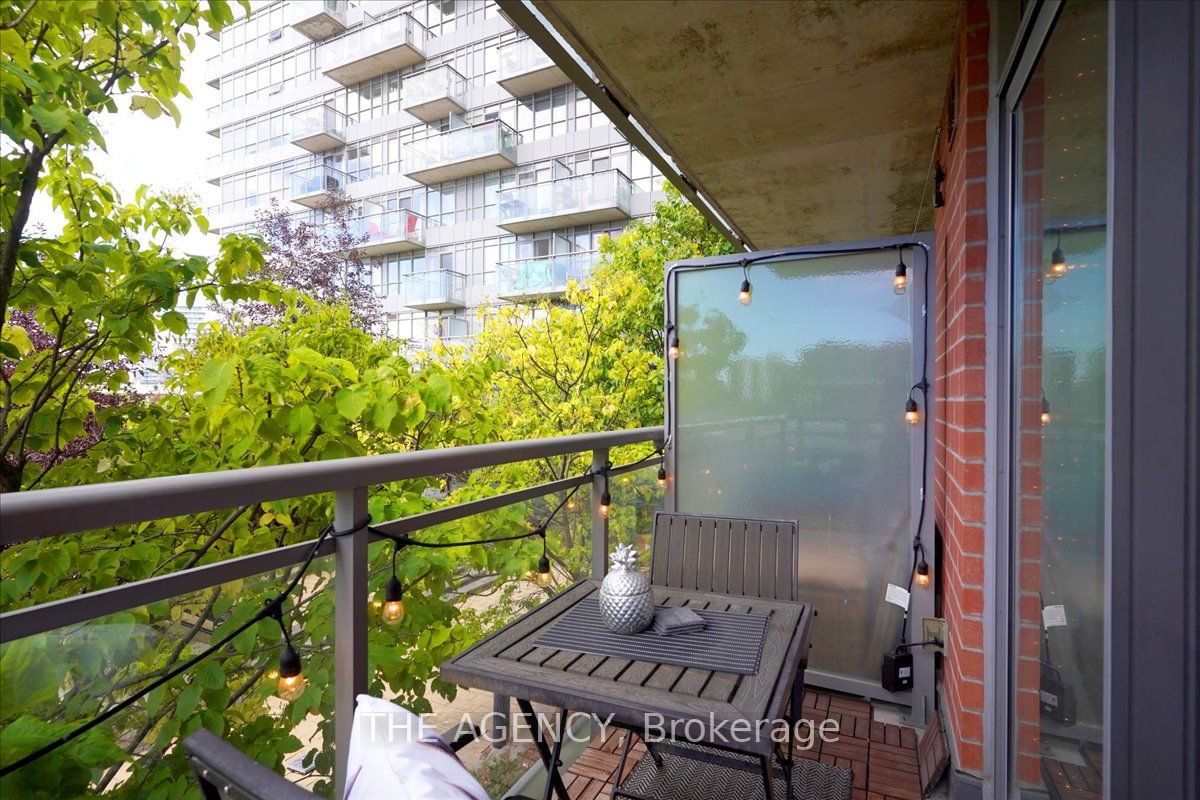38 Joe Shuster Way, #407