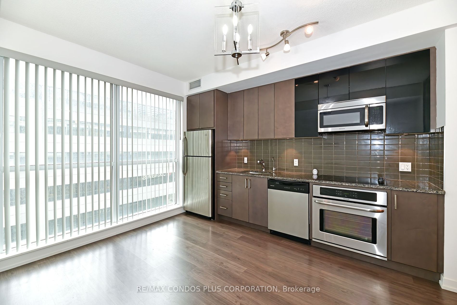 89 Dunfield Avenue, #514