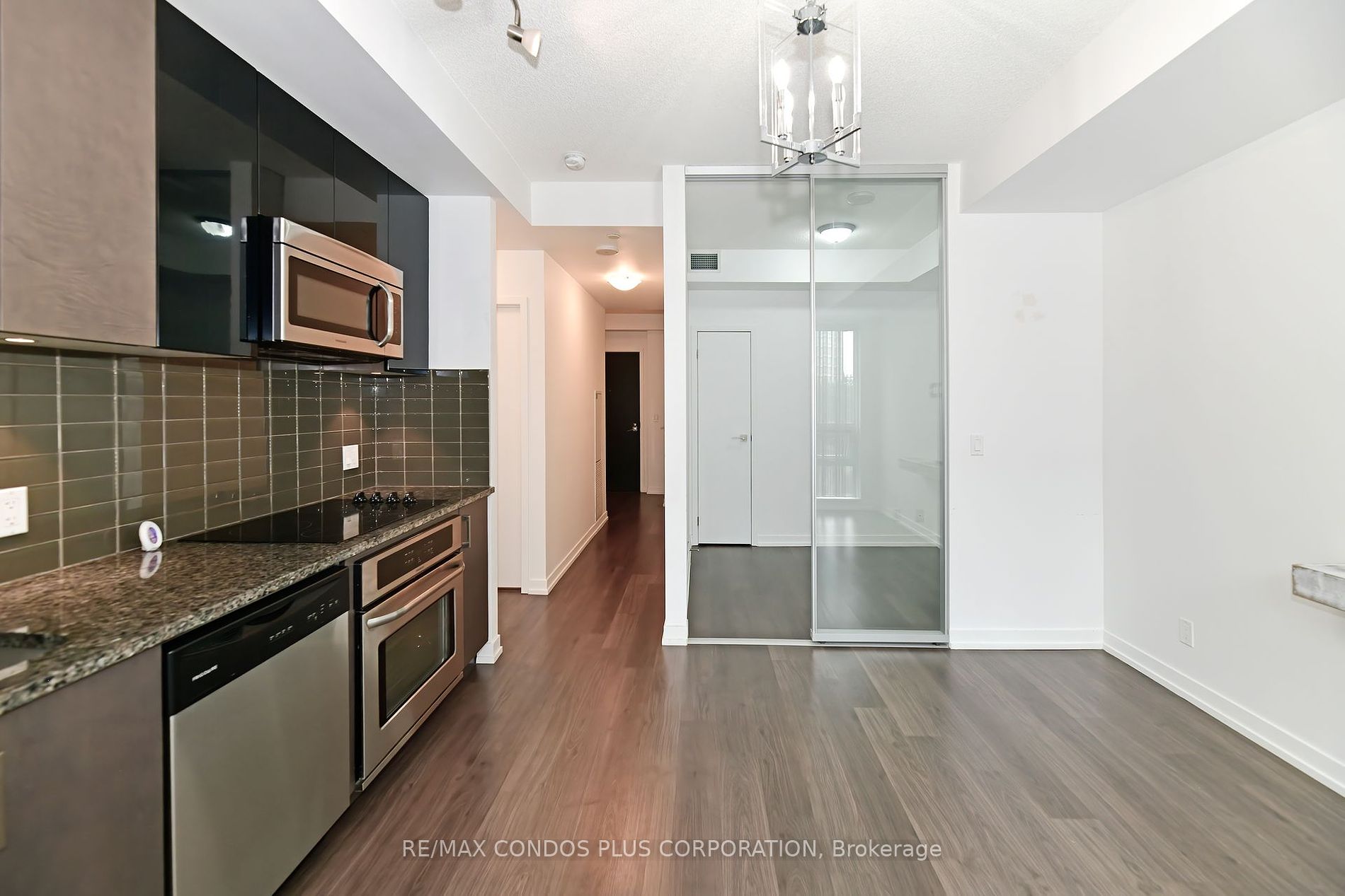 89 Dunfield Avenue, #514