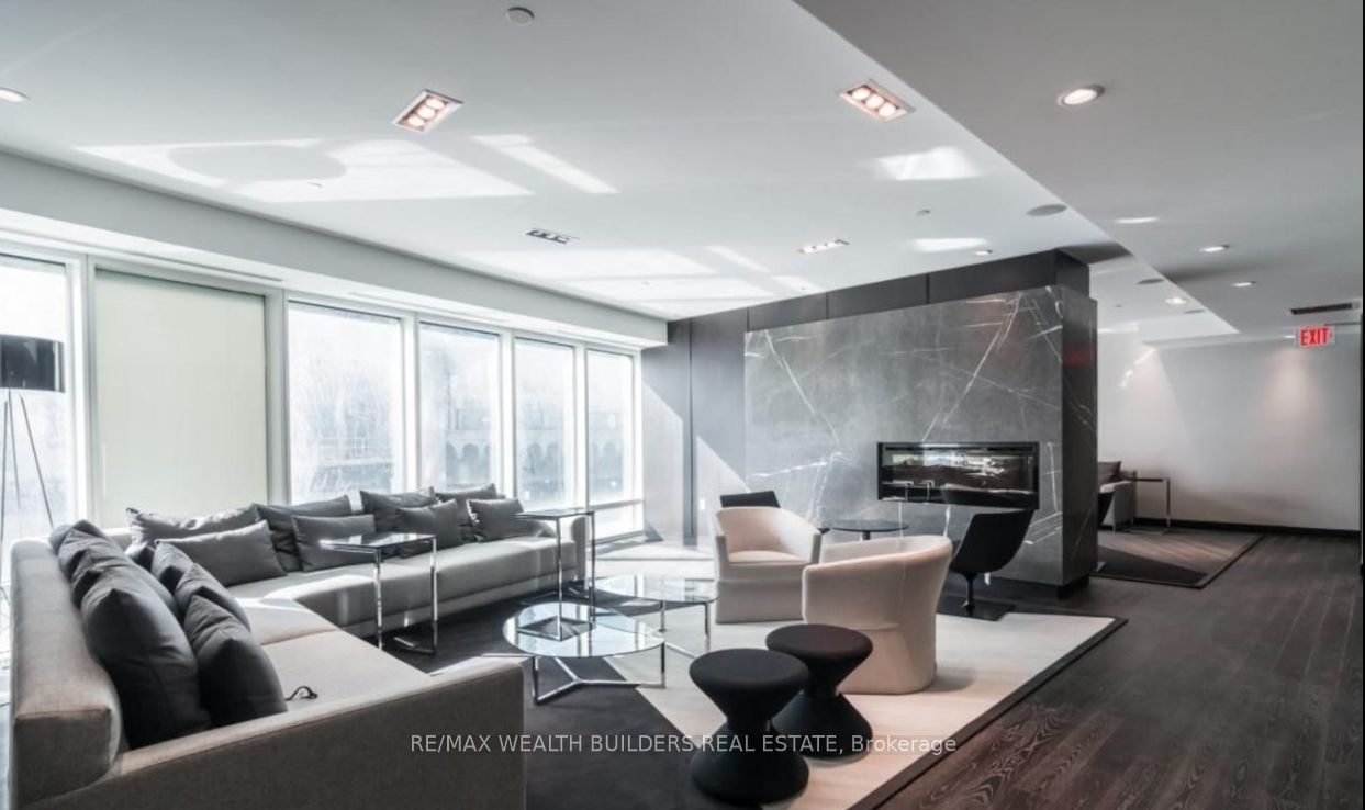 8 The Esplanade, #2105