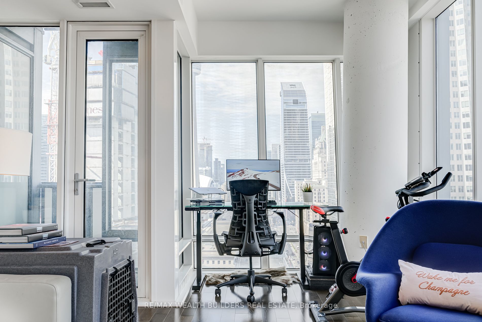 8 The Esplanade, #2105