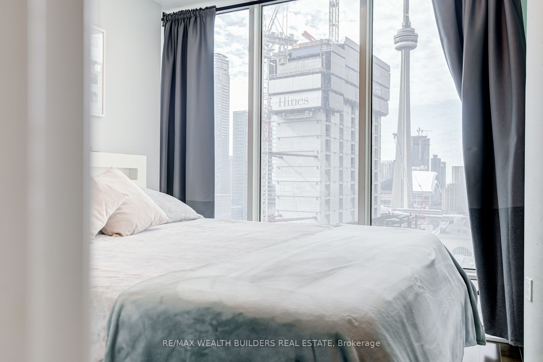 8 The Esplanade, #2105
