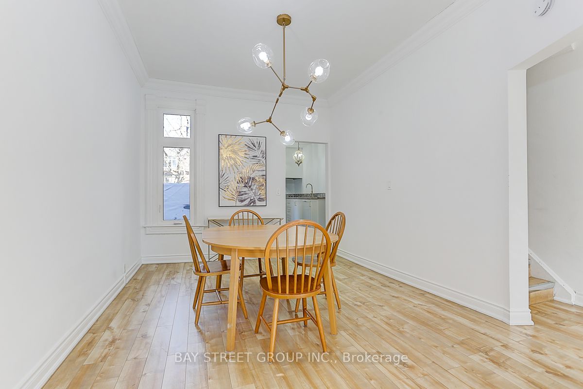 165 Howland Ave