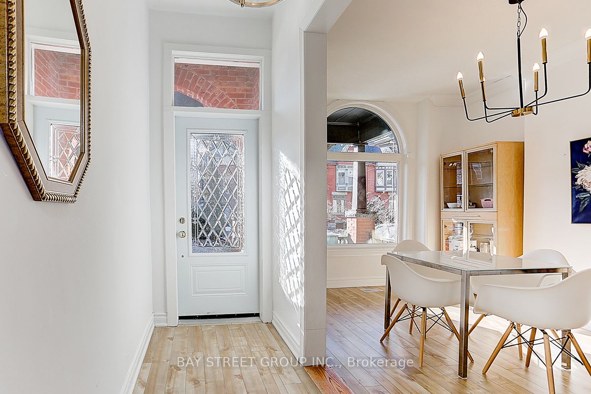 165 Howland Ave