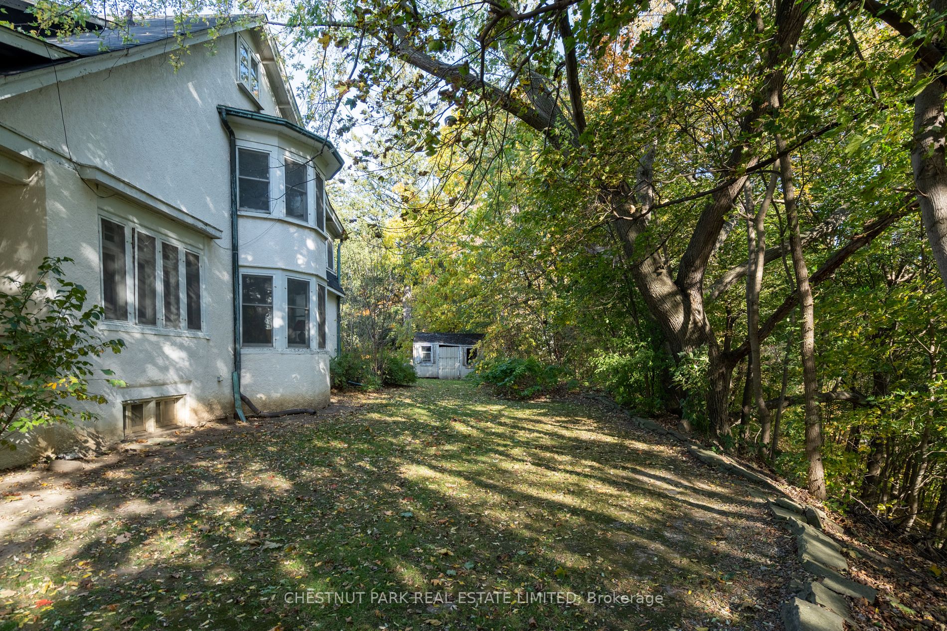 27 Old Yonge Street