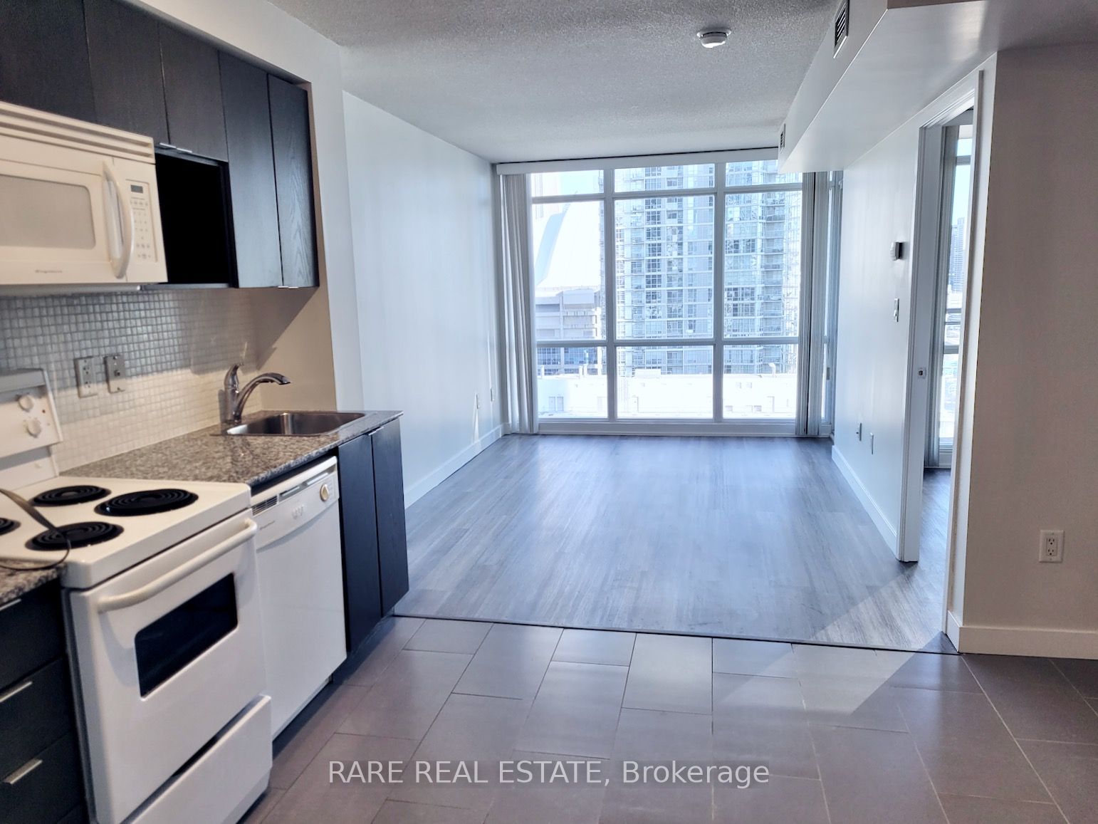 15 Fort York Boulevard, #2008
