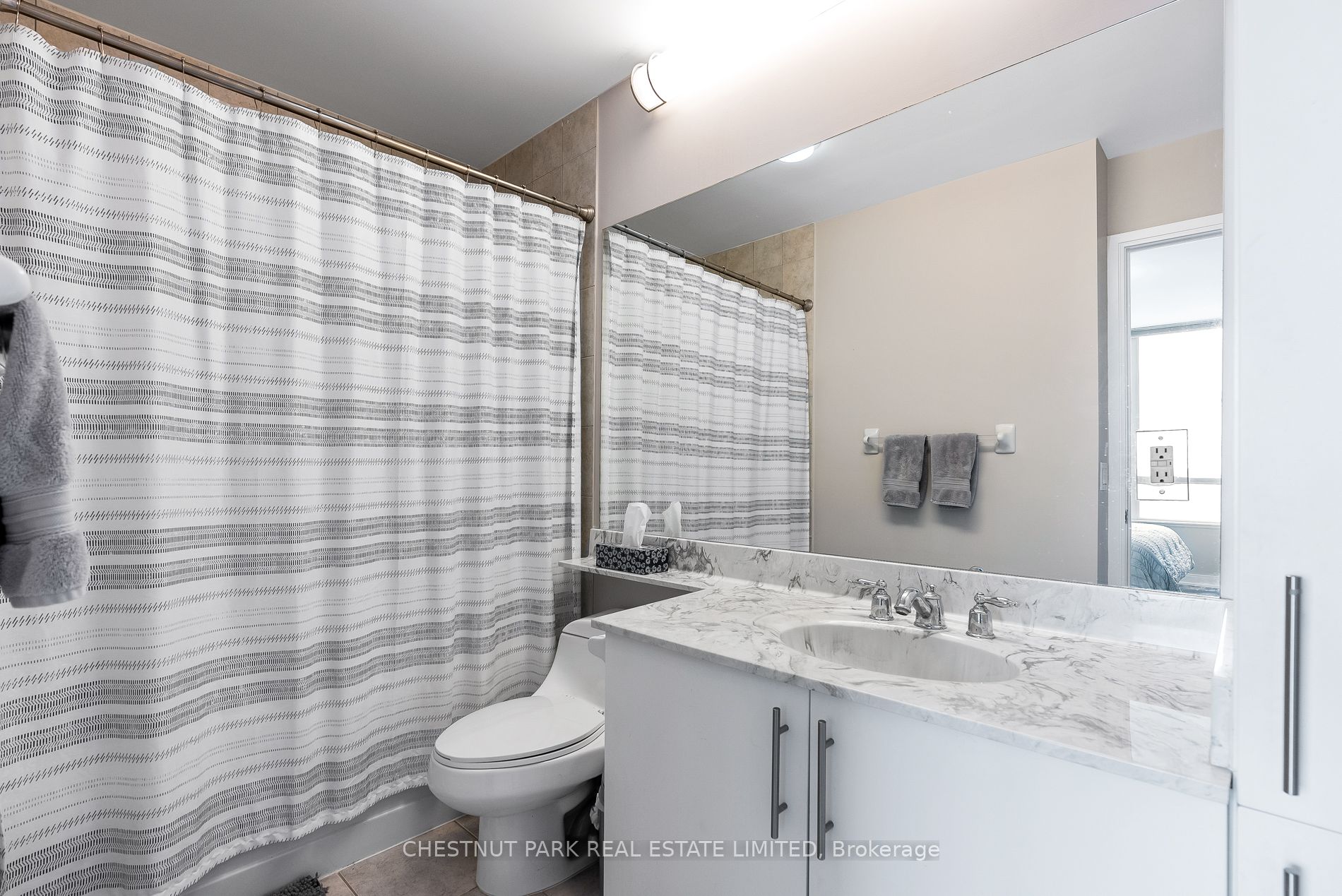 88 Broadway Avenue, #1508