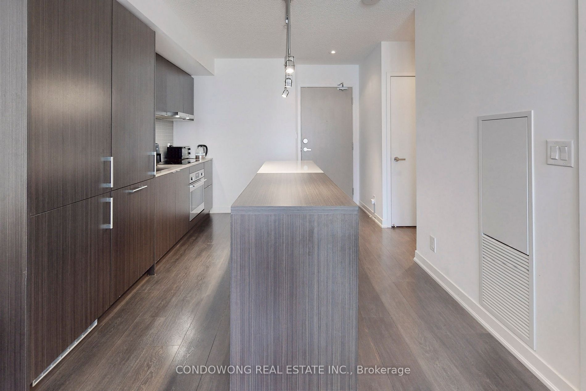 100 Harbour St, #1703