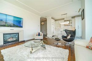 183 Wellington Street W, #3903