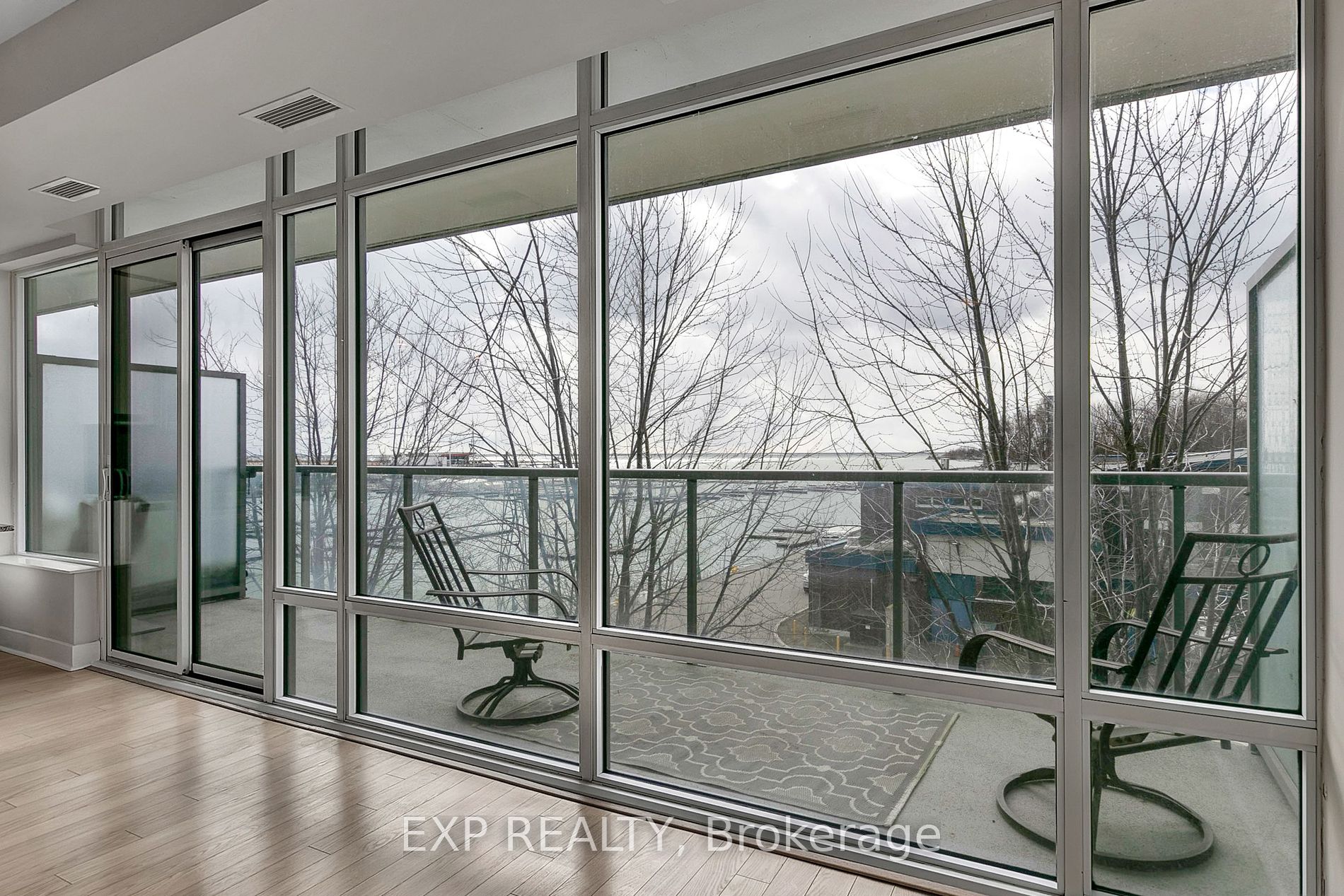 90 Stadium Rd, #325