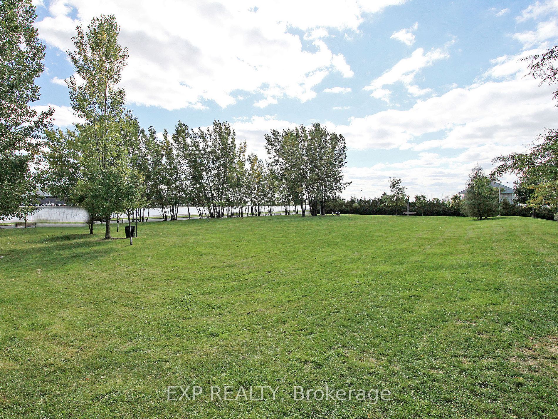 90 Stadium Rd, #325