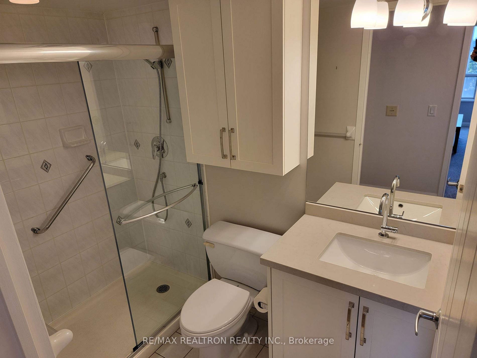 2 Neptune Dr, #801