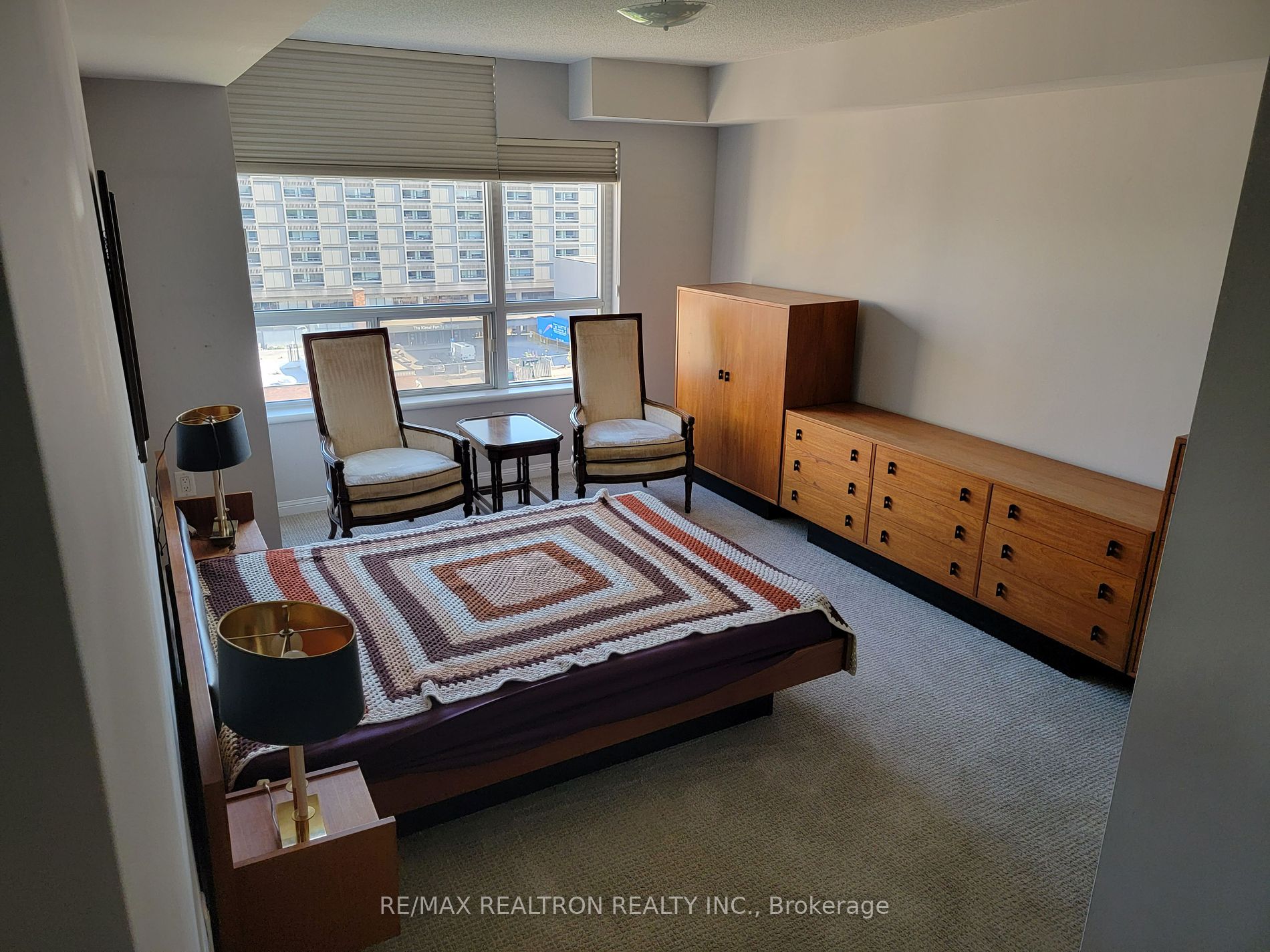 2 Neptune Dr, #801
