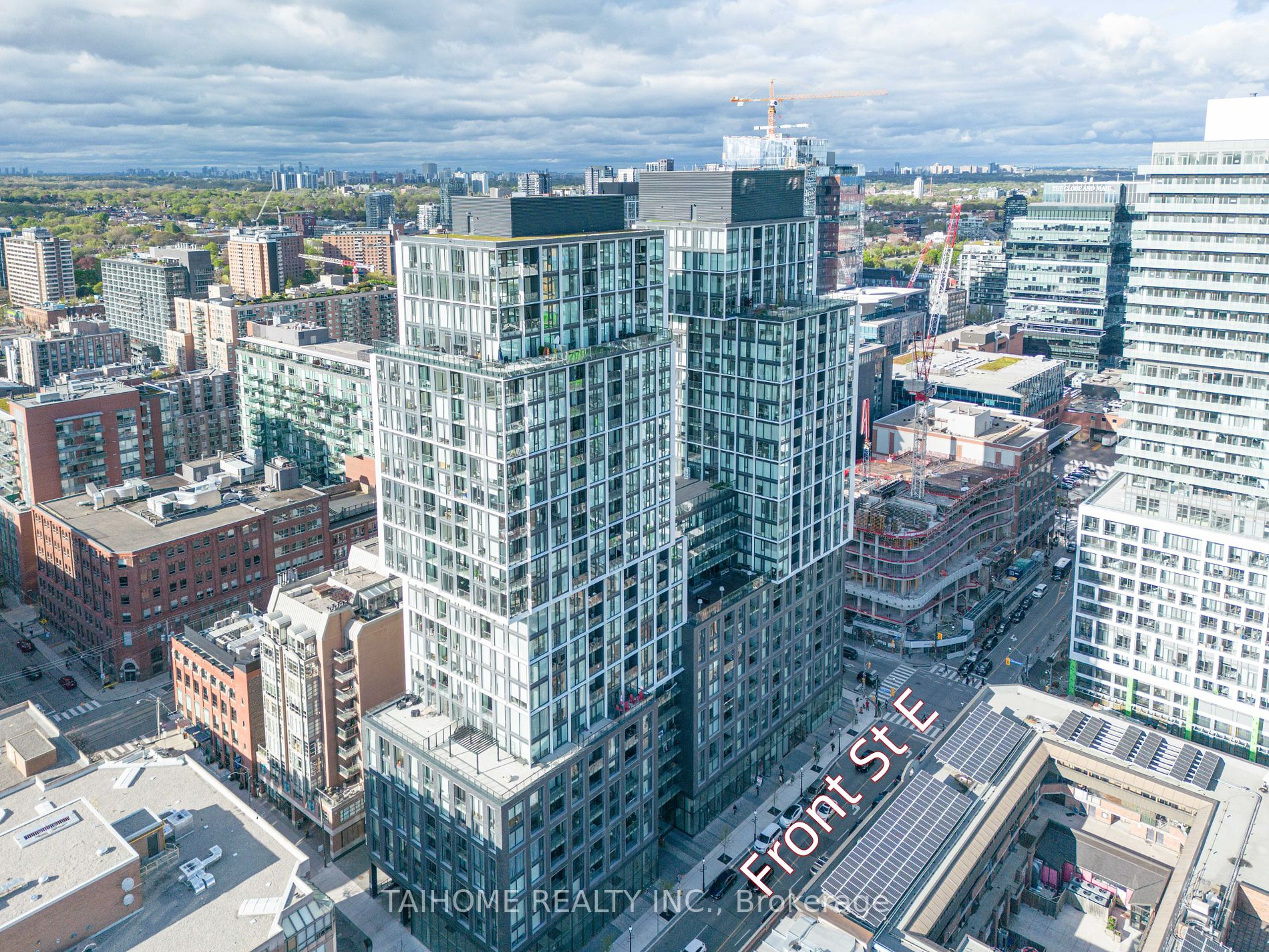 158 Front Street E #813