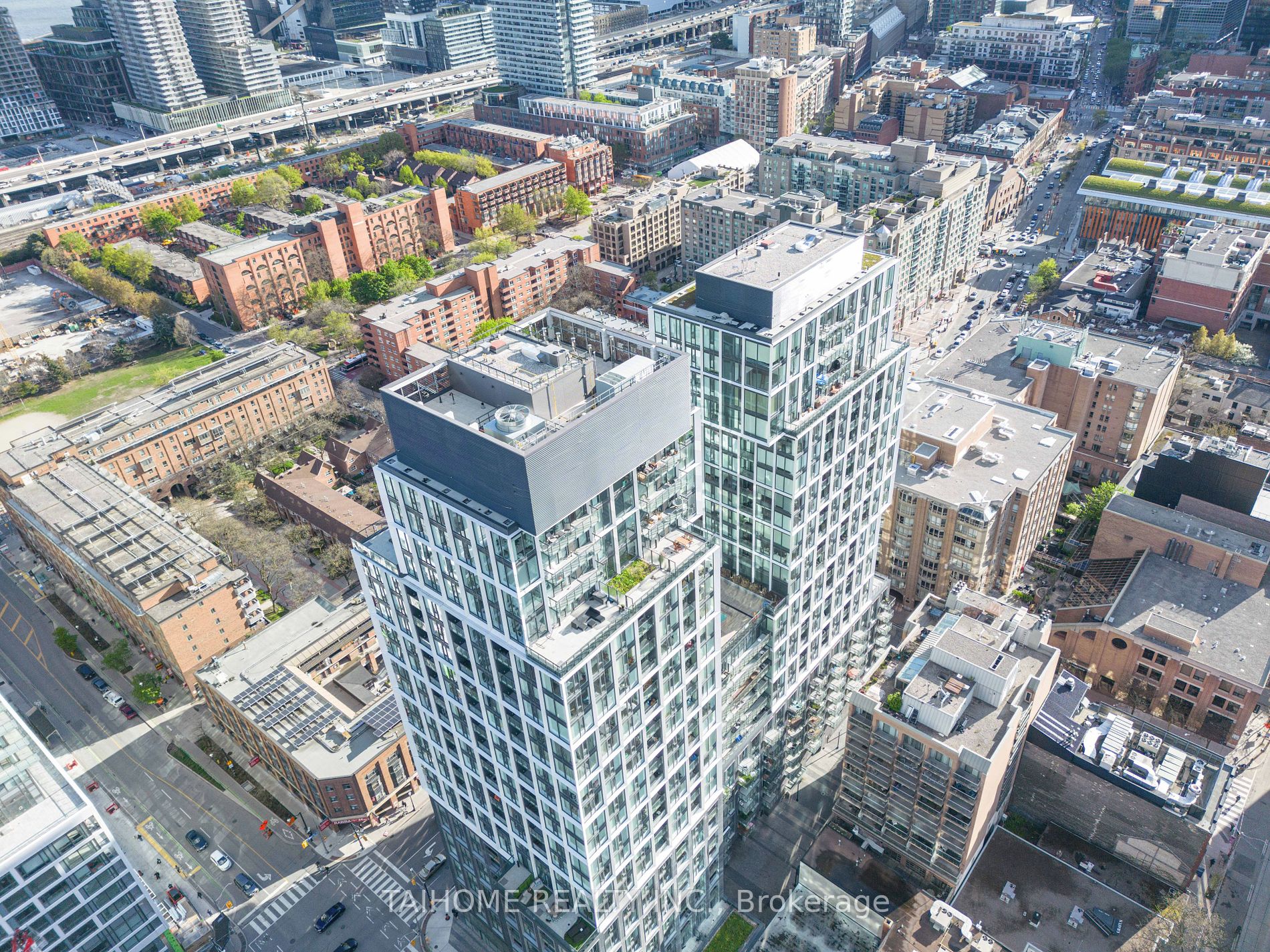 158 Front Street E #813