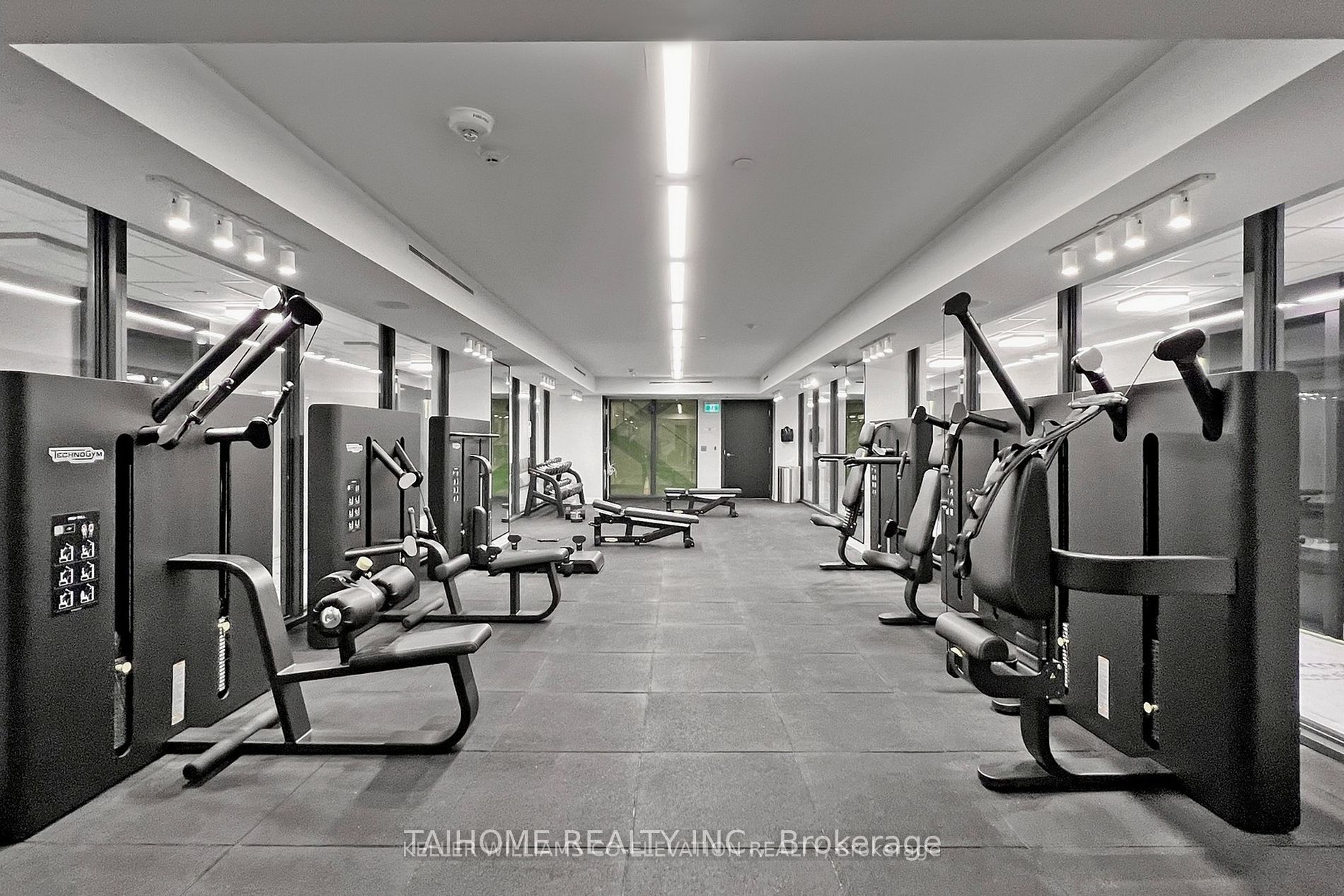 158 Front Street E #813