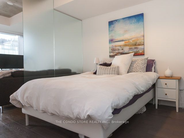629 King St W, #1207